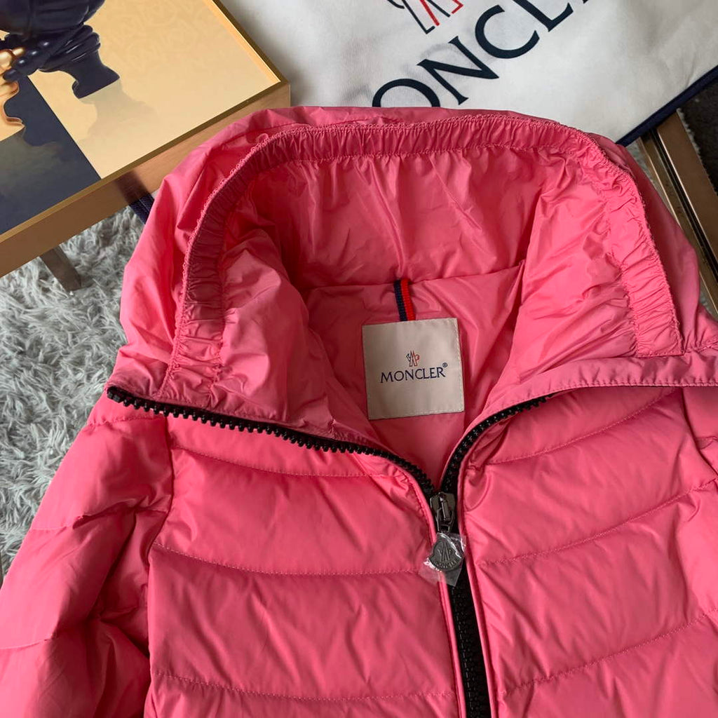 Moncler G20911A Women's Short Down Plum 88632
