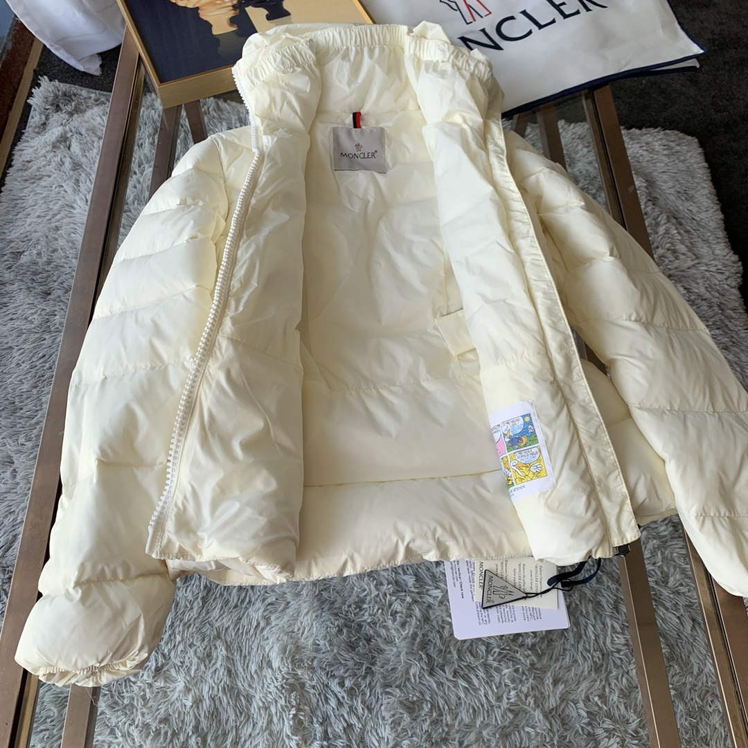 Moncler G20911A Women's Short Down White 88630 - 1 - View 8