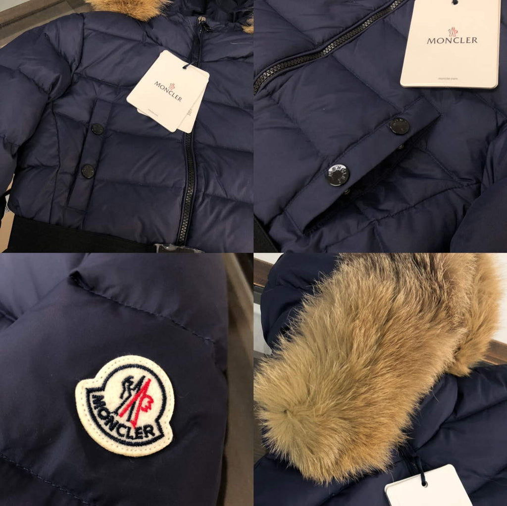 Moncler G20912A Women's Short Down Navy blue 88634
