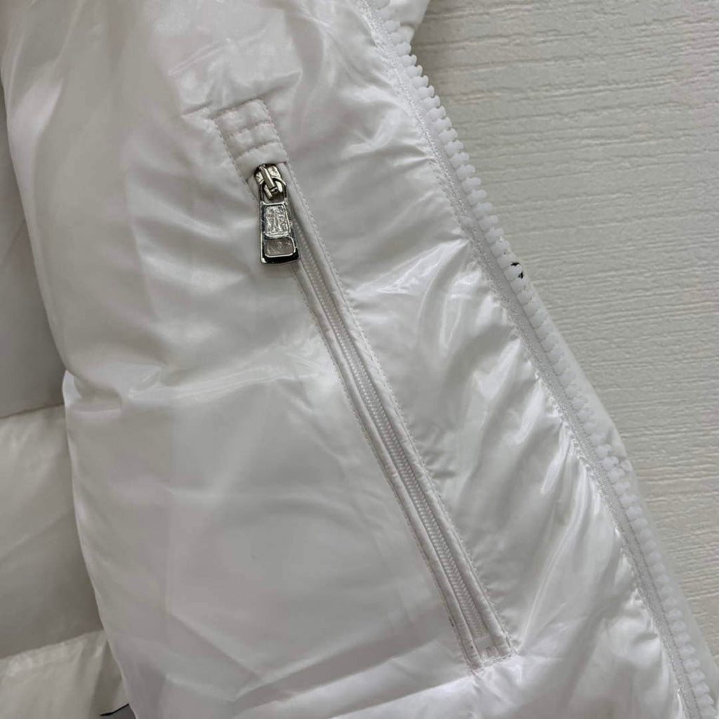 Moncler H20911A Women's Men's Lunetiere Short Down Jacket White 88644