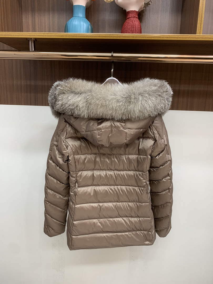 Moncler H20931A Women's Badyf Short Down Jacket Camel 88626