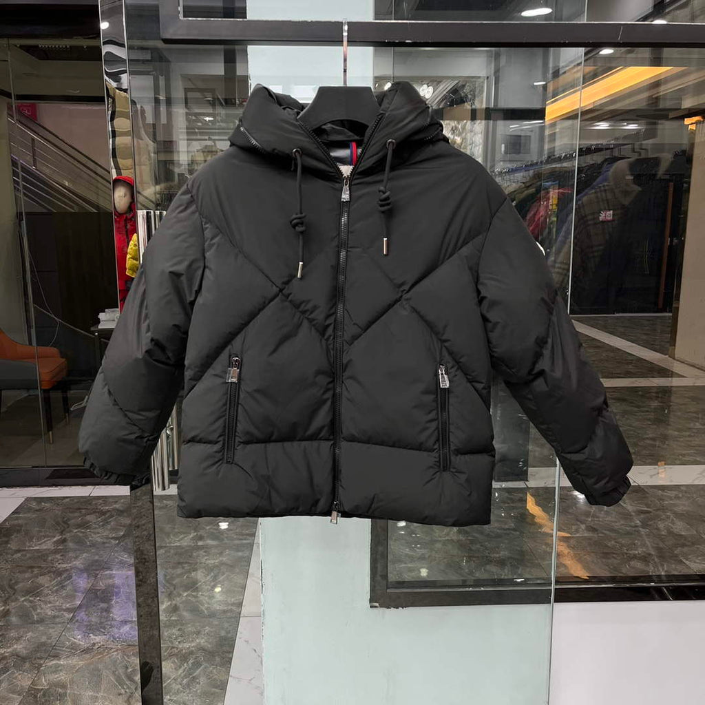 Moncler H20931A Women's Estom Short Down Jacket Black 88641