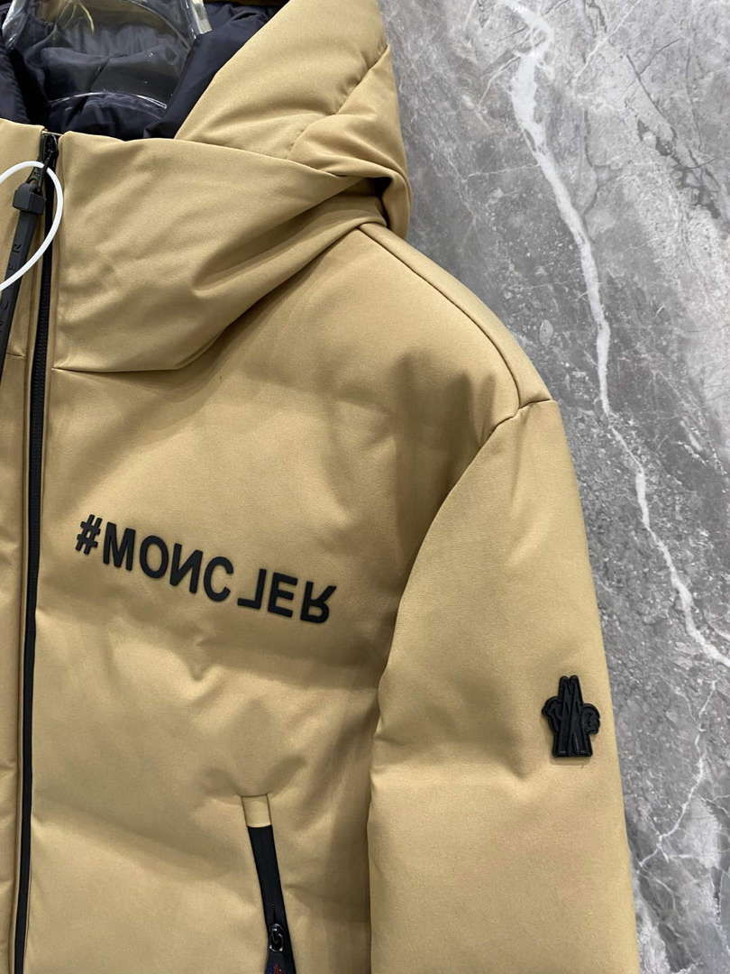 Moncler H20971A Fellberg Short Down Jacket Khaki M68732 - 1 - View 4