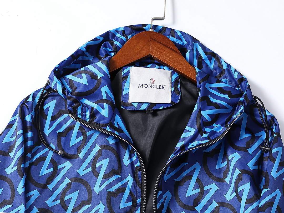 Moncler Men's Designer Jackets Moncler Clothing 38152