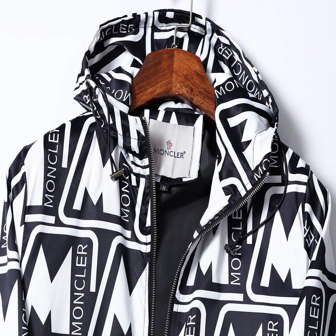 Moncler Men's Designer Jackets Moncler Coat Outerwear 38198