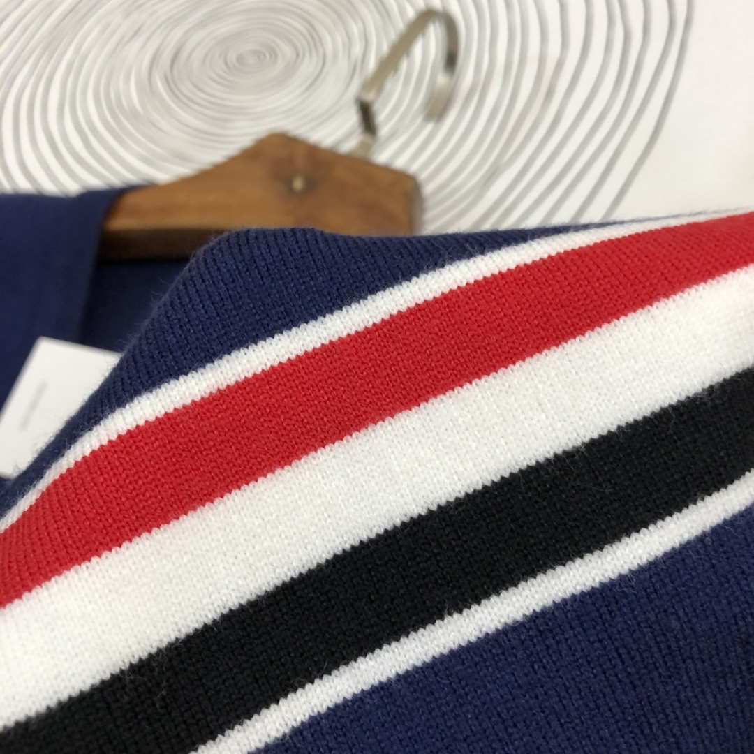 Moncler Men's H10919C00021 Designer Logo Wool Blend Cardigans Sweater M70013