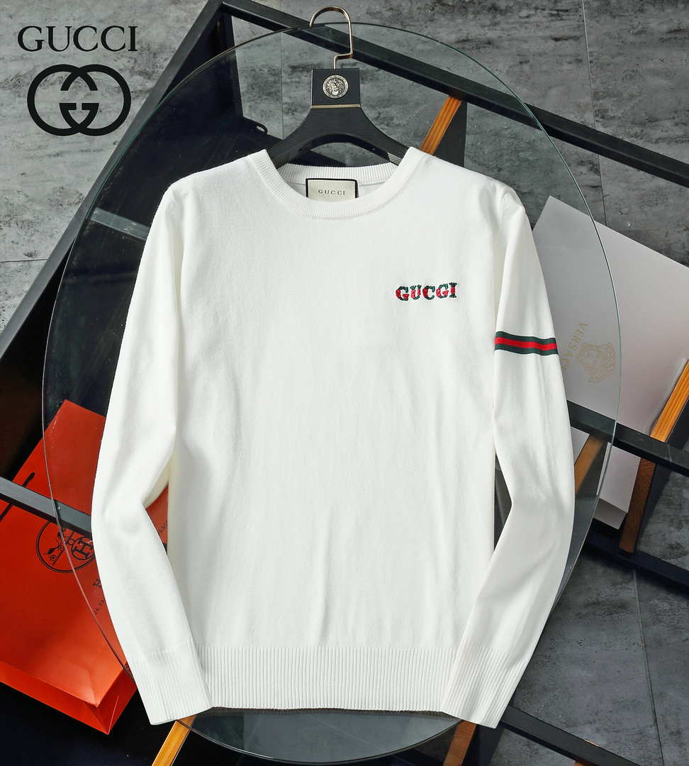 Moncler Men's H10919C00021 Designer Logo Wool Blend Cardigans Sweater M70014