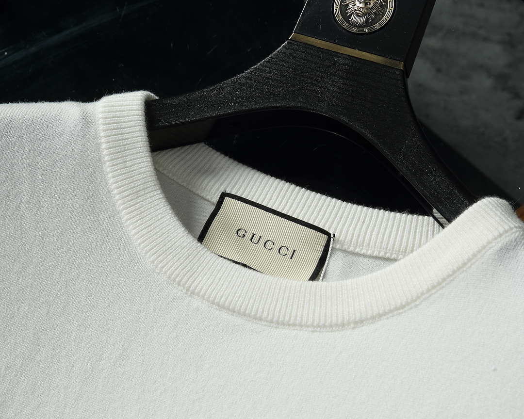 Moncler Men's H10919C00021 Designer Logo Wool Blend Cardigans Sweater M70014