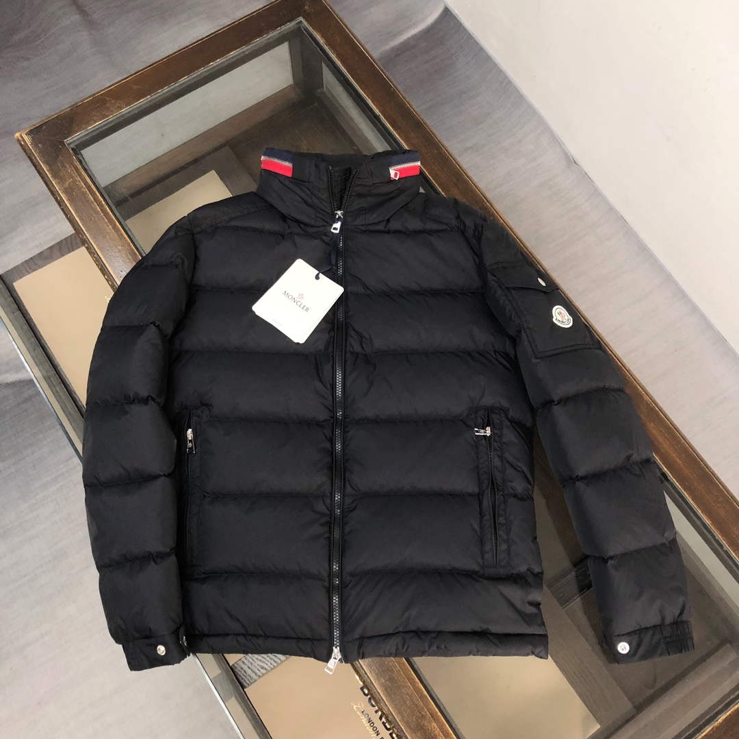 Moncler Short Classic Down Jacket M68736 - 1 - View 1