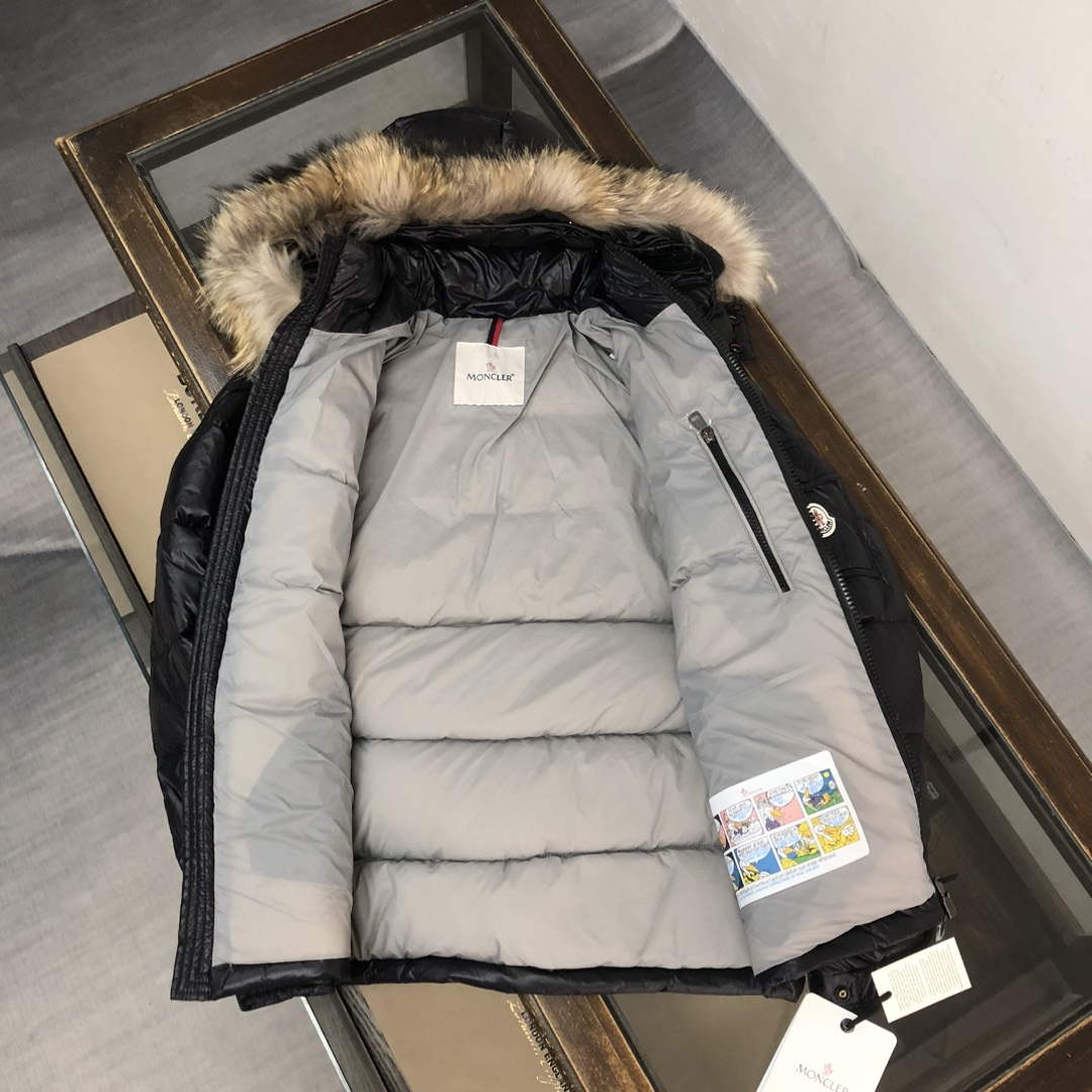 Moncler Short Classic Down Jacket M68743 - 1 - View 7