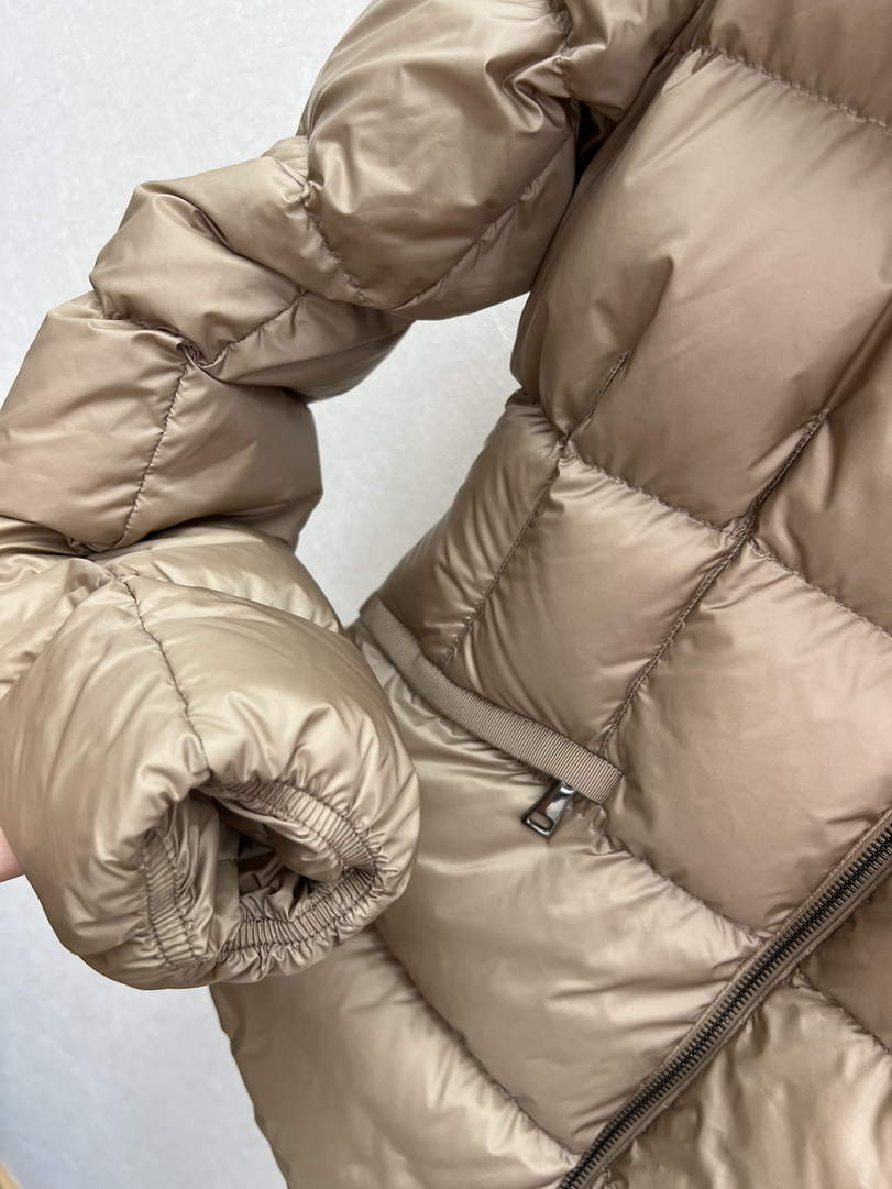 Moncler Women Boed short belt Down Jacket M66023