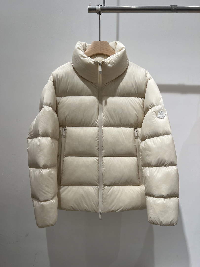 Moncler Women Classic Down Jacket M66026