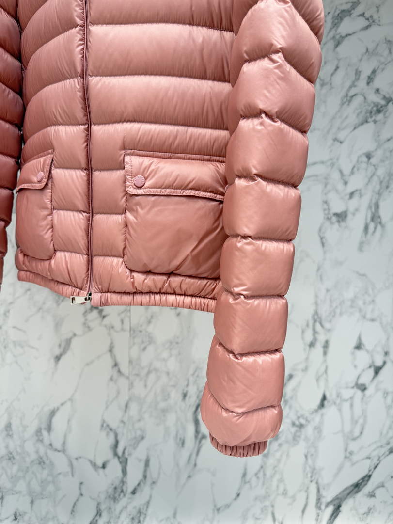 Moncler Women Fashionable designer Down Jacket M66002