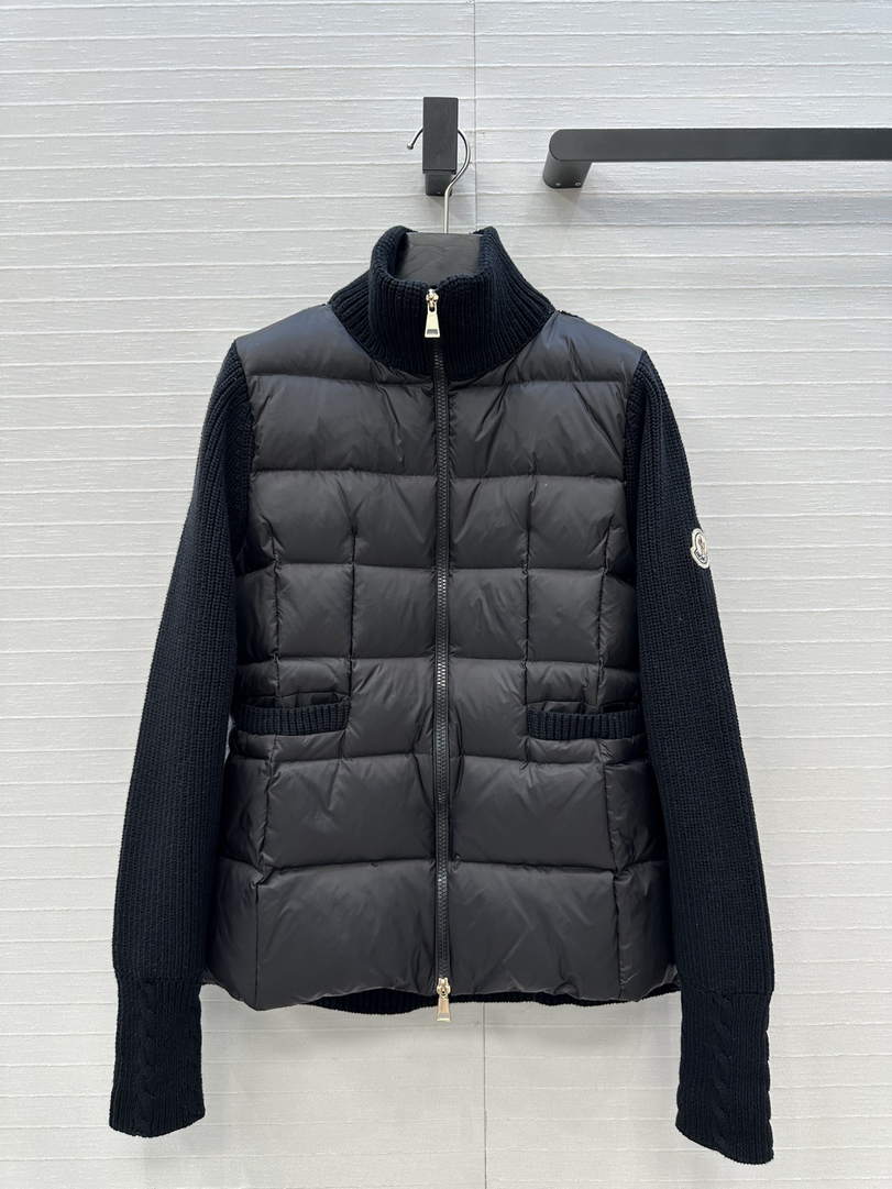 Moncler Women Knitted patchwork  Down Jacket M66012