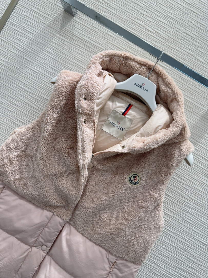 Moncler Women Lambswool Down Vest M66014