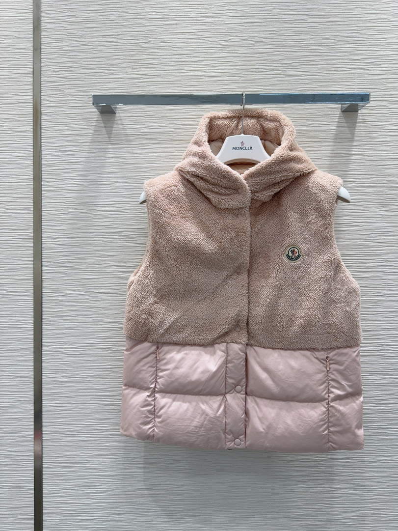Moncler Women Lambswool Down Vest M66014