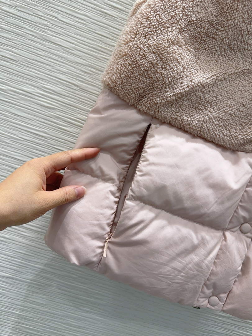 Moncler Women Lambswool Down Vest M66014