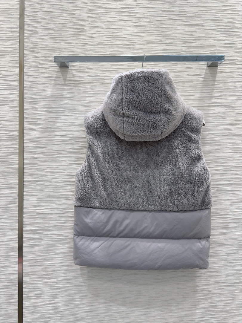 Moncler Women Lambswool Down Vest M66014