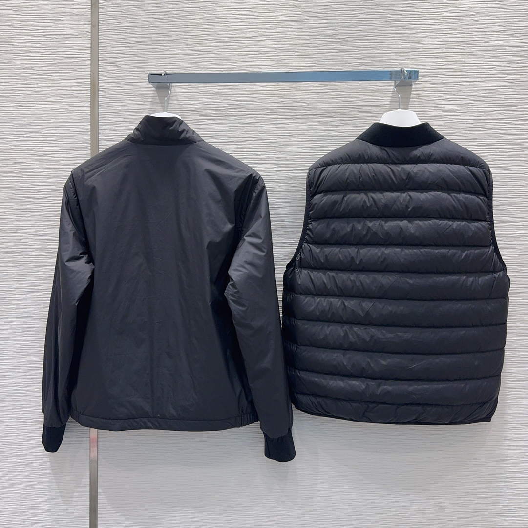 Moncler Women Men Two-piece Unisex Down Jacket M66003