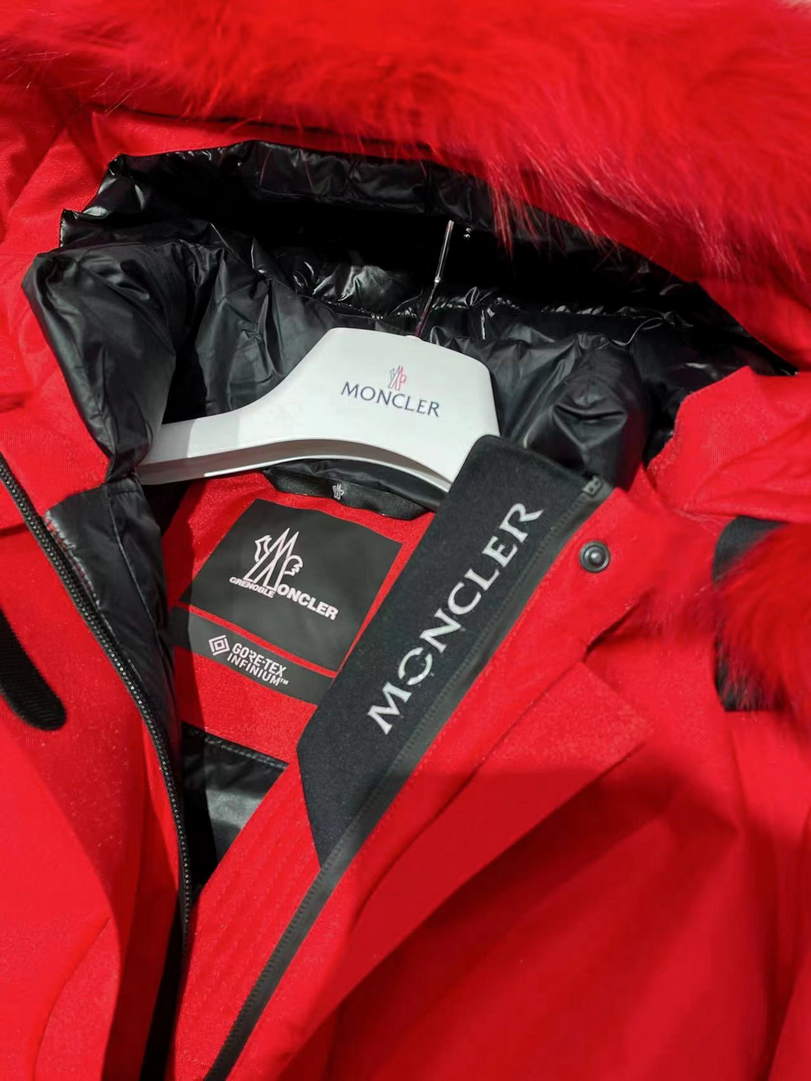 Moncler Women Ski wear series Down Jacket M66019