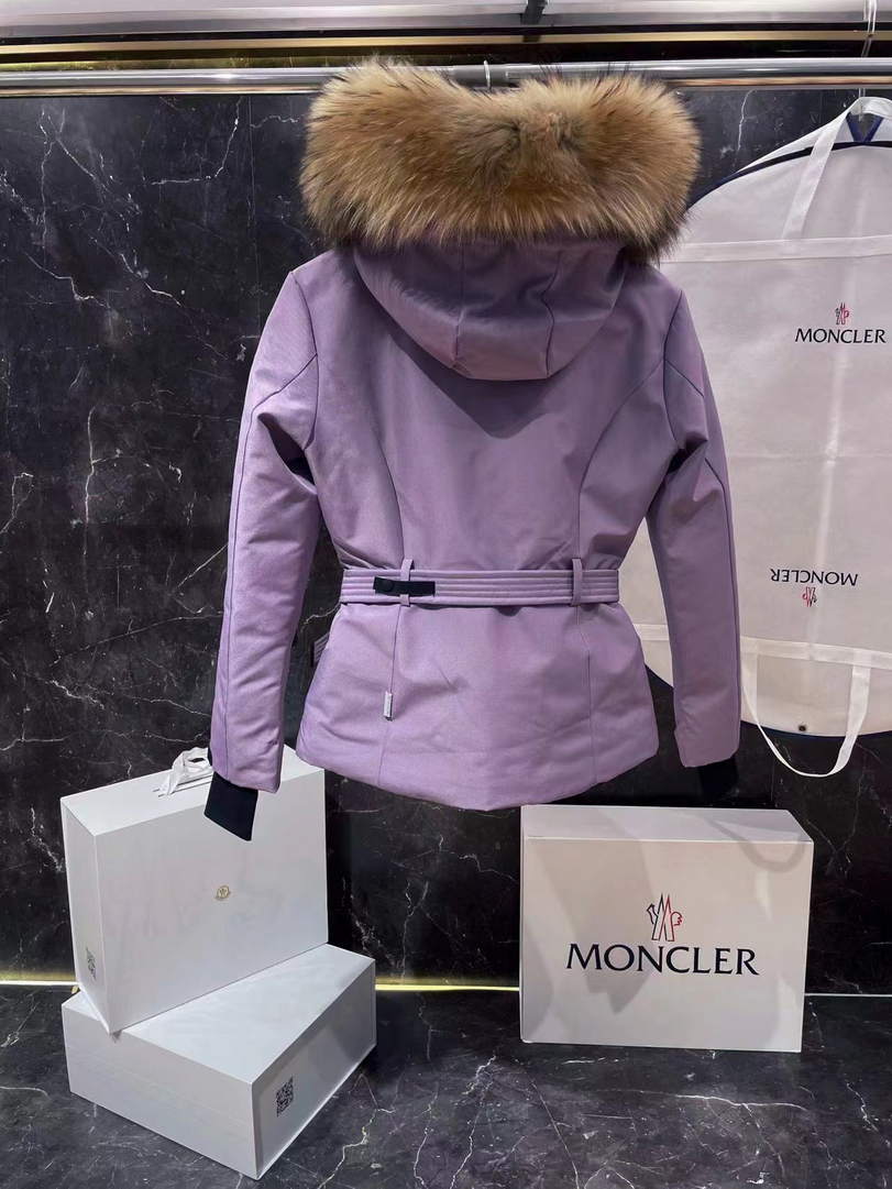 Moncler Women Ski wear series Down Jacket M66020