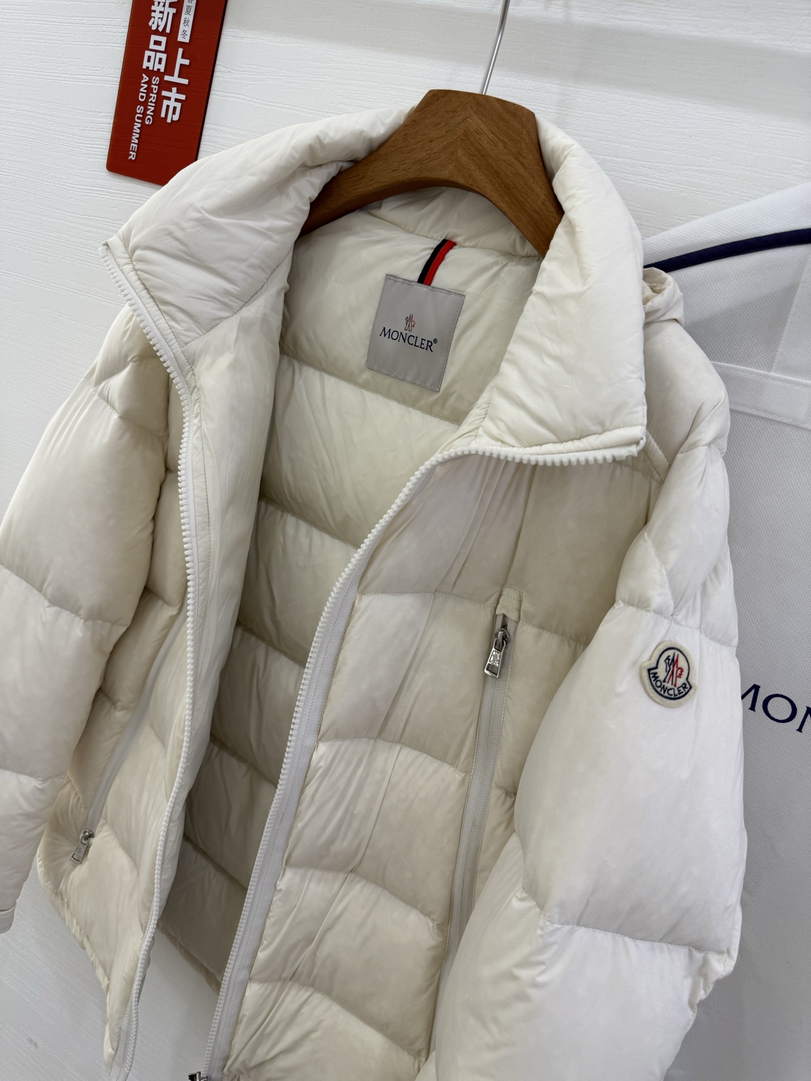Moncler Women Men Stand collar Down Jacket M66016