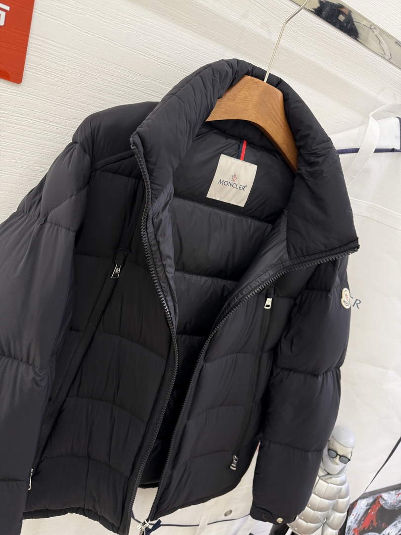 Moncler Women Men Stand collar Down Jacket M66016