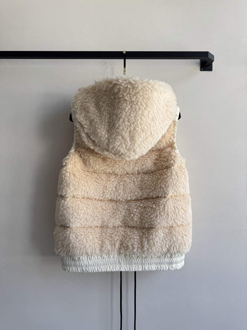 Moncler Women Teddy Down Vest M66028