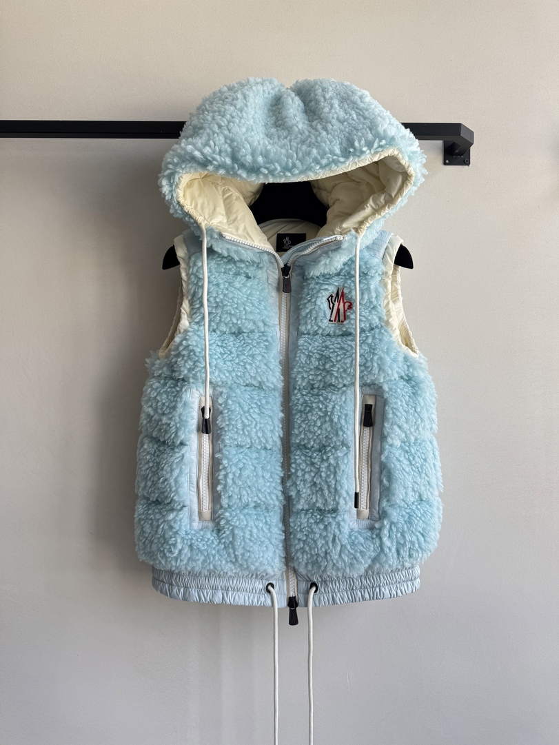 Moncler Women Teddy Down Vest M66028