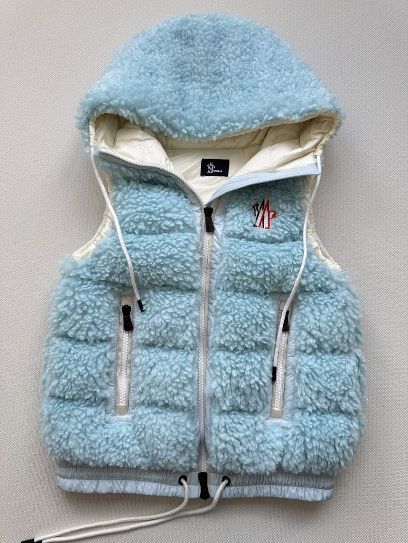 Moncler Women Teddy Down Vest M66028