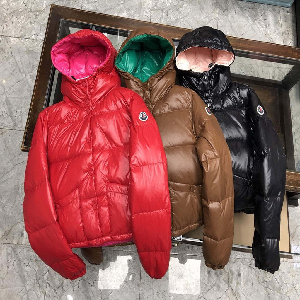 Moncler Women's Down Jacket Montbeliard Short Moncler Black 88098