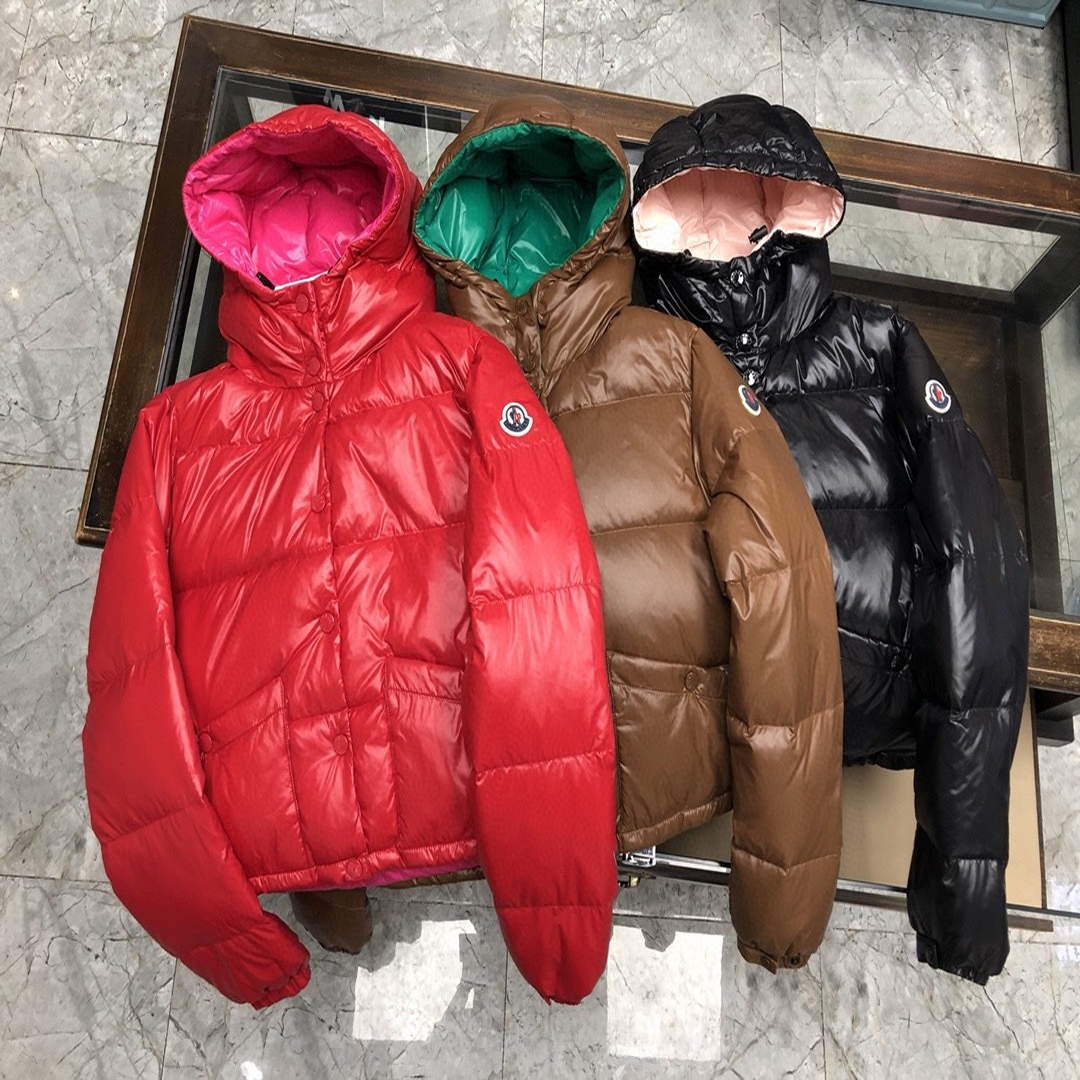 Moncler Women's Down Jacket Montbeliard Short Moncler Black 88098