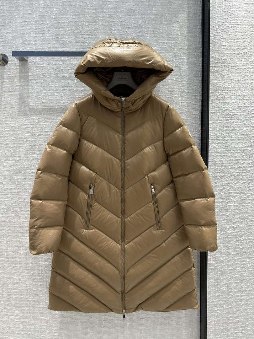 Moncler Women's Fashion Clothing Medium Length Down Coat M68721