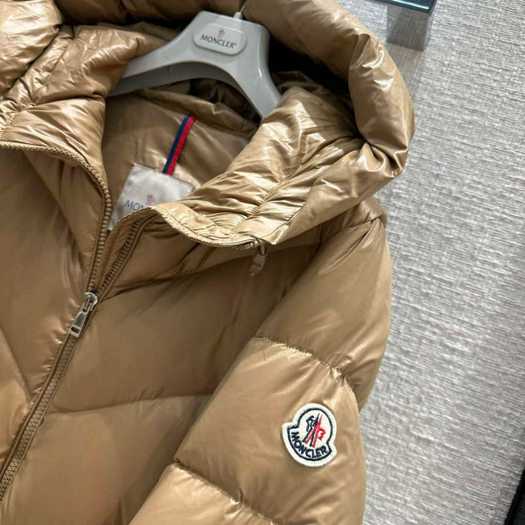 Moncler Women's Fashion Clothing Medium Length Down Coat M68721