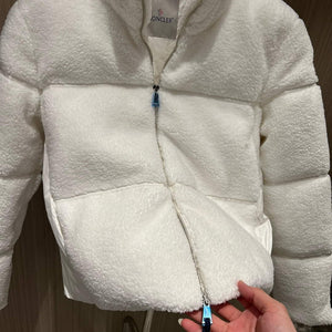 Moncler Women's Fashion Clothing Short Down Coat M68727 - S - View 4