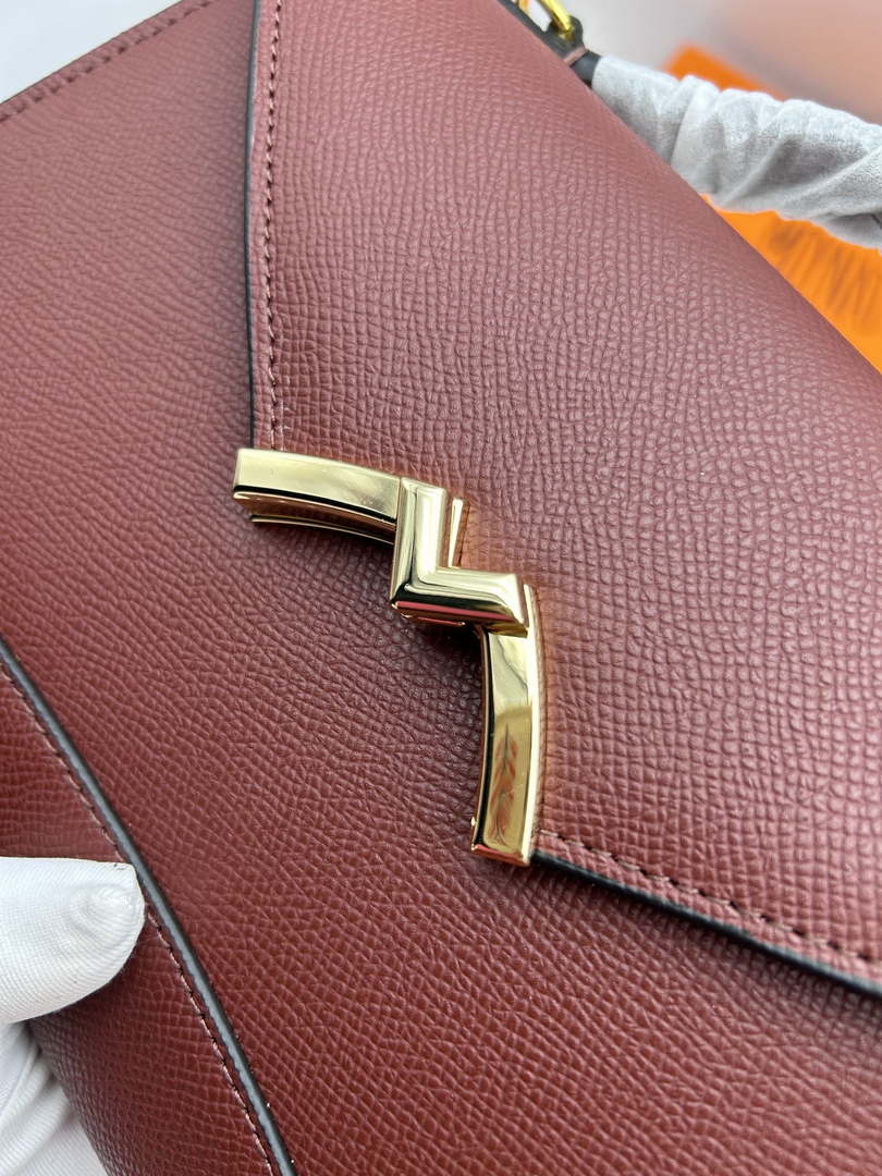 Moynat MC8L9V Gabrielle Clutch Gold Hardware Mt1010