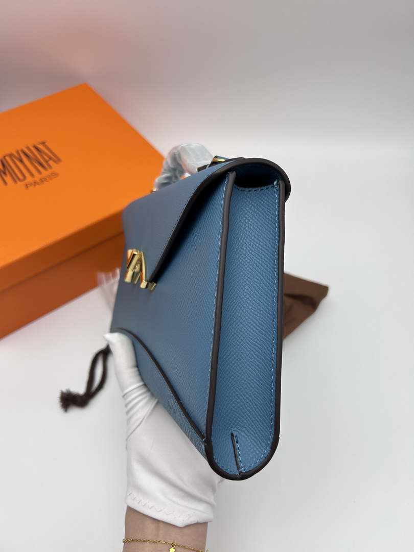 Moynat MC8L9V Gabrielle Clutch Gold Hardware Mt1011