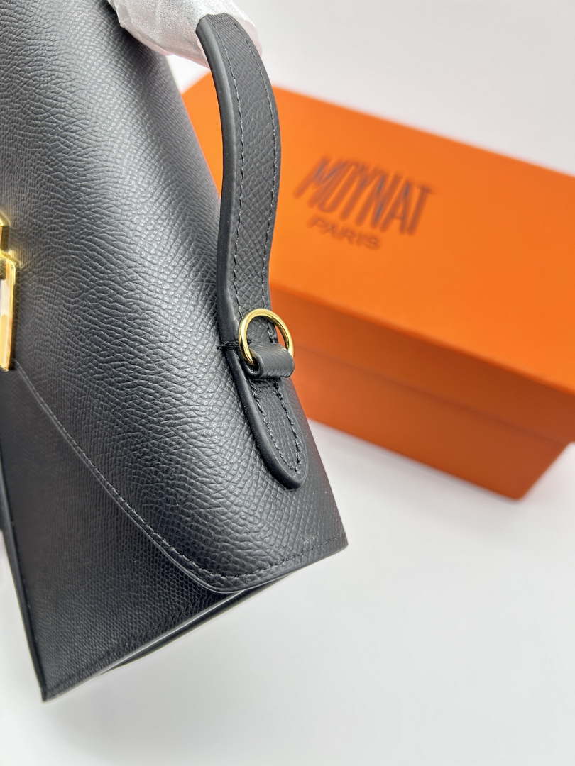 Moynat MC8L9V Gabrielle Clutch Gold Hardware Mt1013