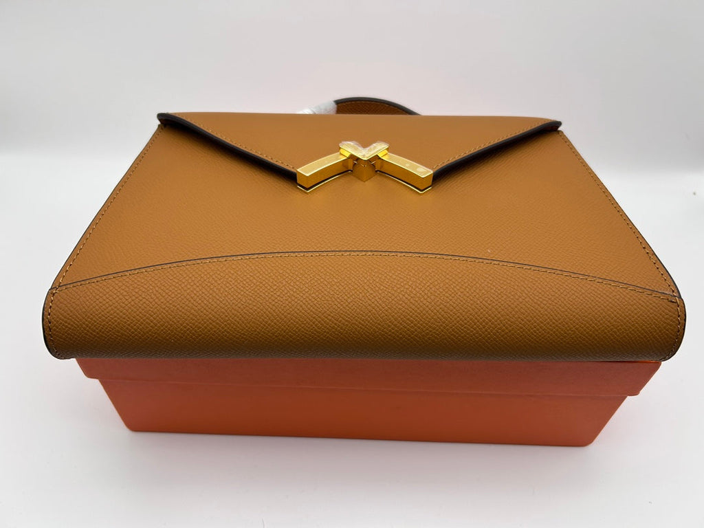 Moynat MC8L9V Gabrielle Clutch Gold Hardware Mt1014