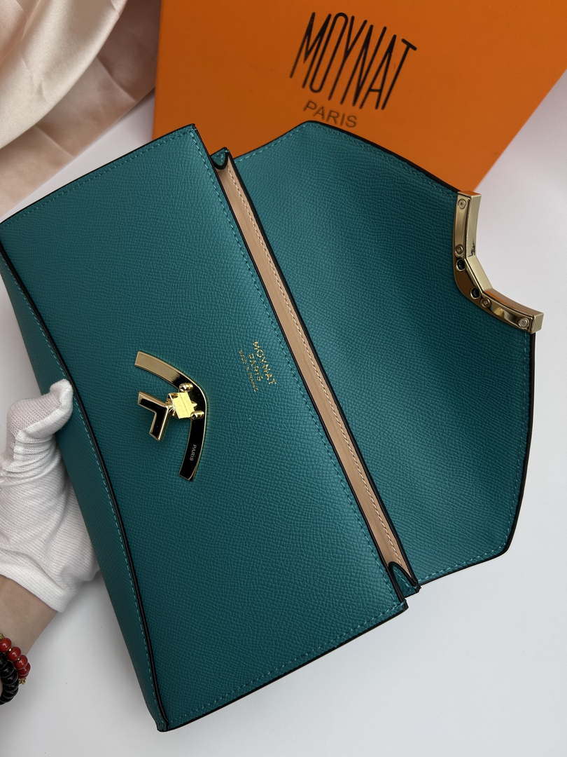 Moynat MC8L9V Gabrielle Clutch Gold Hardware Mt1015