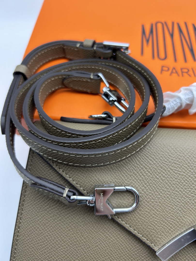 Moynat MC8L9V Gabrielle Clutch Silver Hardware Mt1007