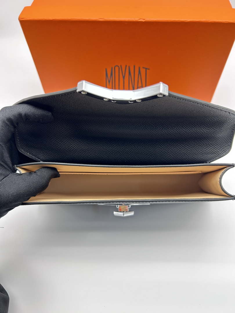 Moynat MC8L9V Gabrielle Clutch Silver Hardware Mt1008