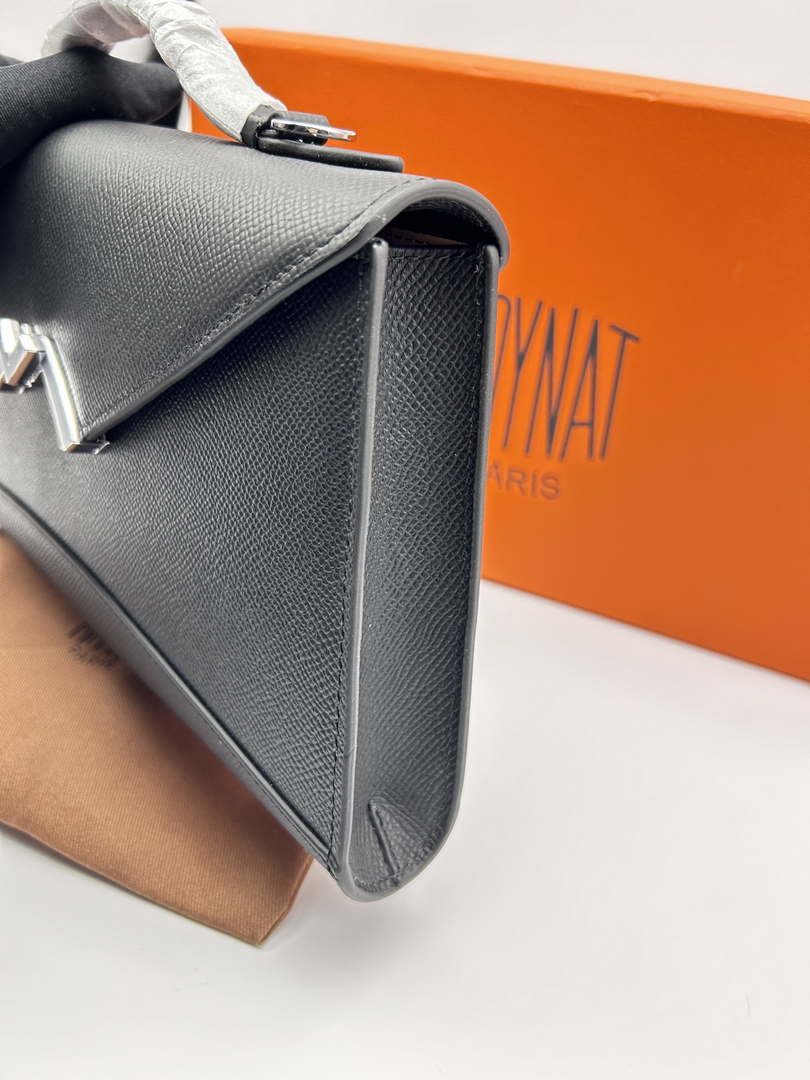 Moynat MC8L9V Gabrielle Clutch Silver Hardware Mt1008