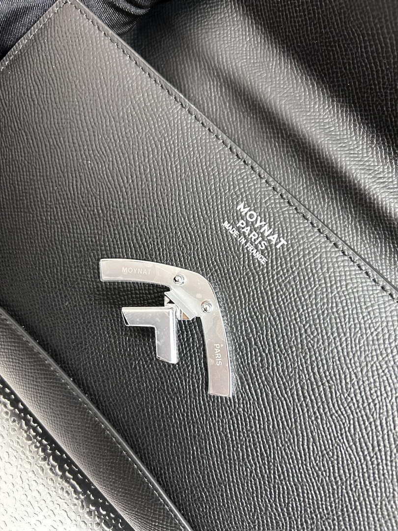 Moynat MC8L9V Gabrielle Clutch Silver Hardware Mt1008