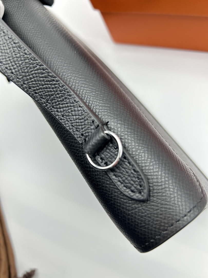 Moynat MC8L9V Gabrielle Clutch Silver Hardware Mt1008