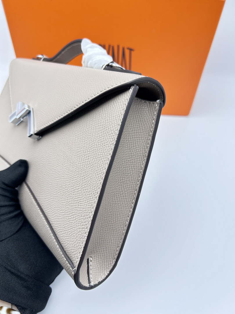 Moynat MC8L9V Gabrielle Clutch Silver Hardware Mt1009