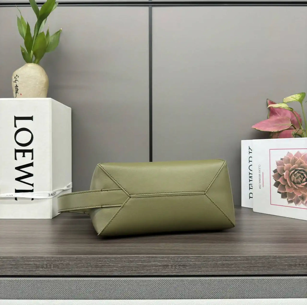 Loewe 052403 Shiny Calf Leather Toiletry Bag from Puzzle Fold Green