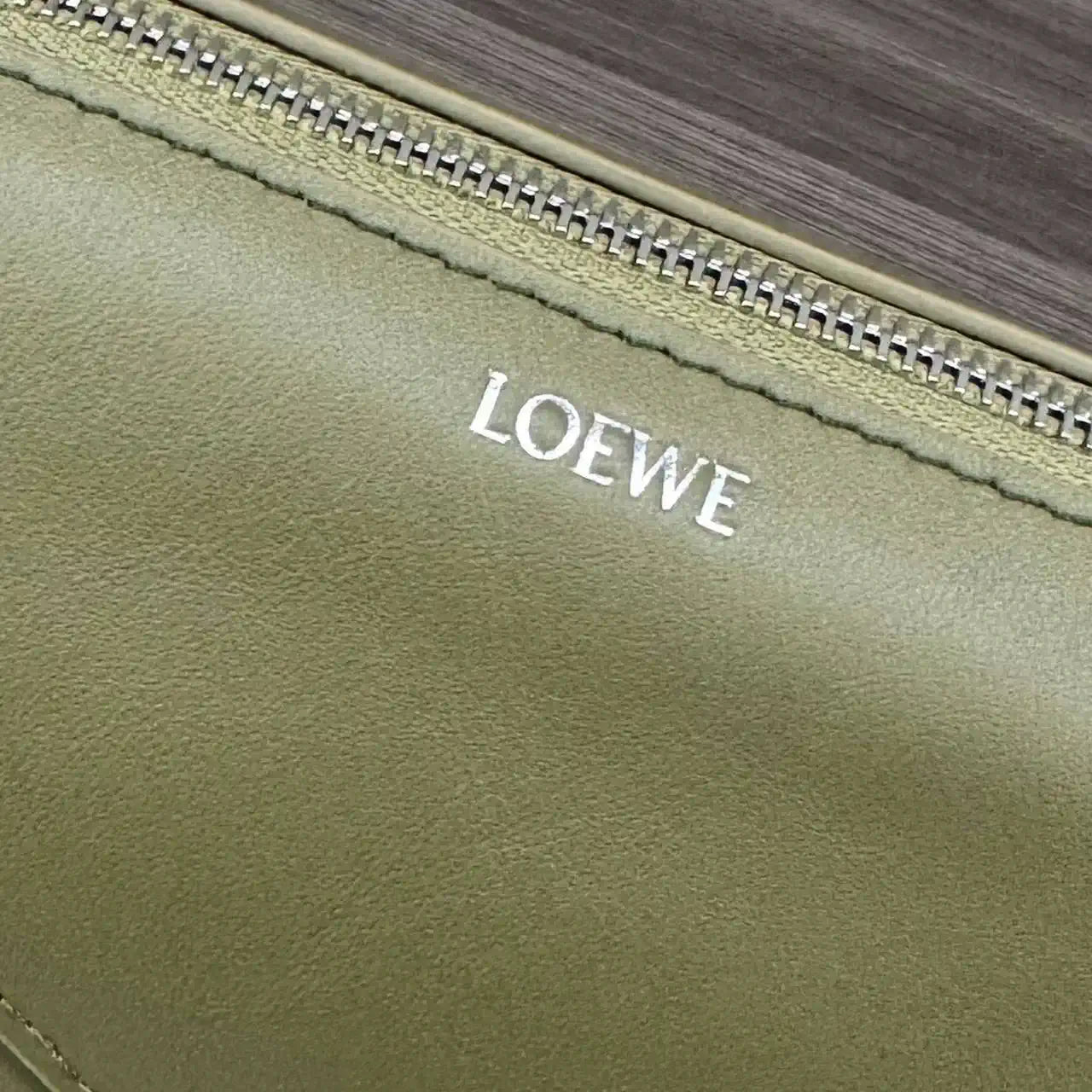 Loewe 052403 Shiny Calf Leather Toiletry Bag from Puzzle Fold Green