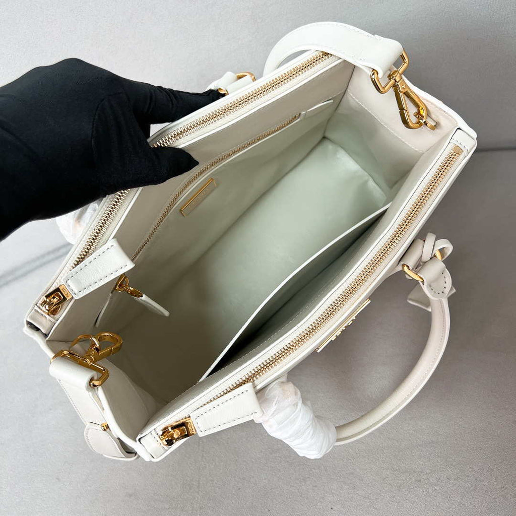 Prada 1BA274 Large Prada Smooth leather bag White