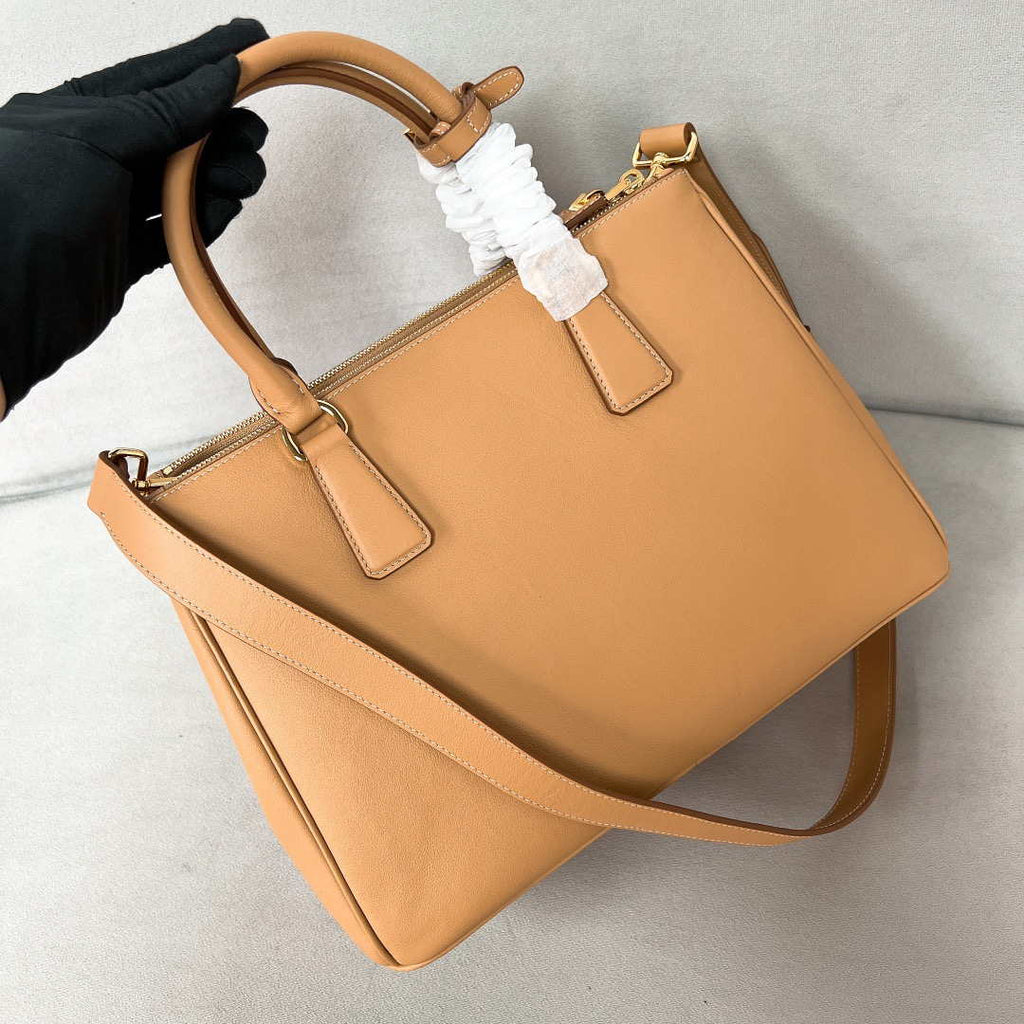 Prada 1BA274 Large Prada Smooth leather bag Apricot